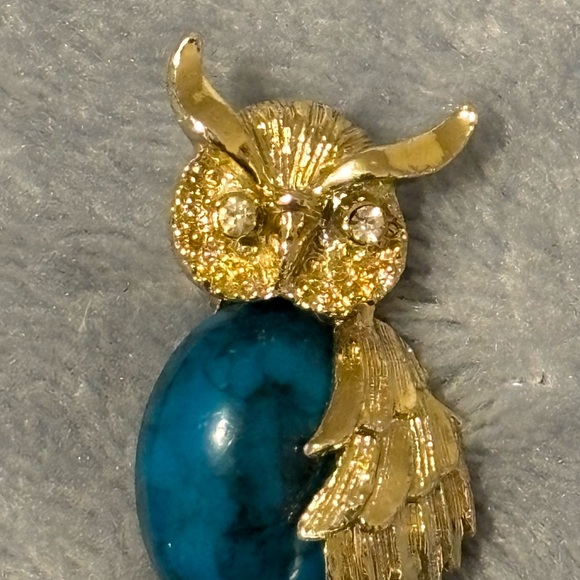 Vintage signed Gerry gold tone Owl Brooch &  Faux turquoise cabachon - Picture 12 of 14